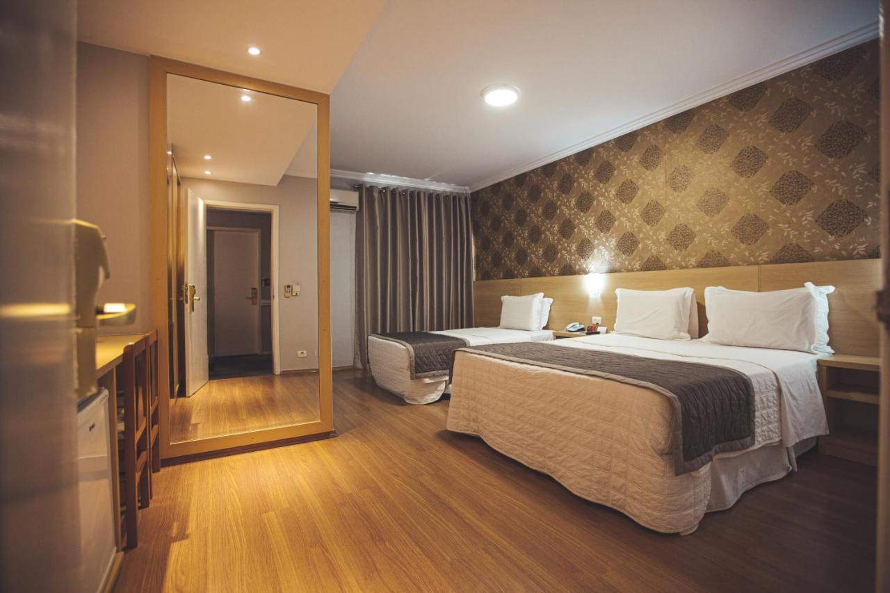 Hotel Rafain Centro Фос ду Игуасу Екстериор снимка