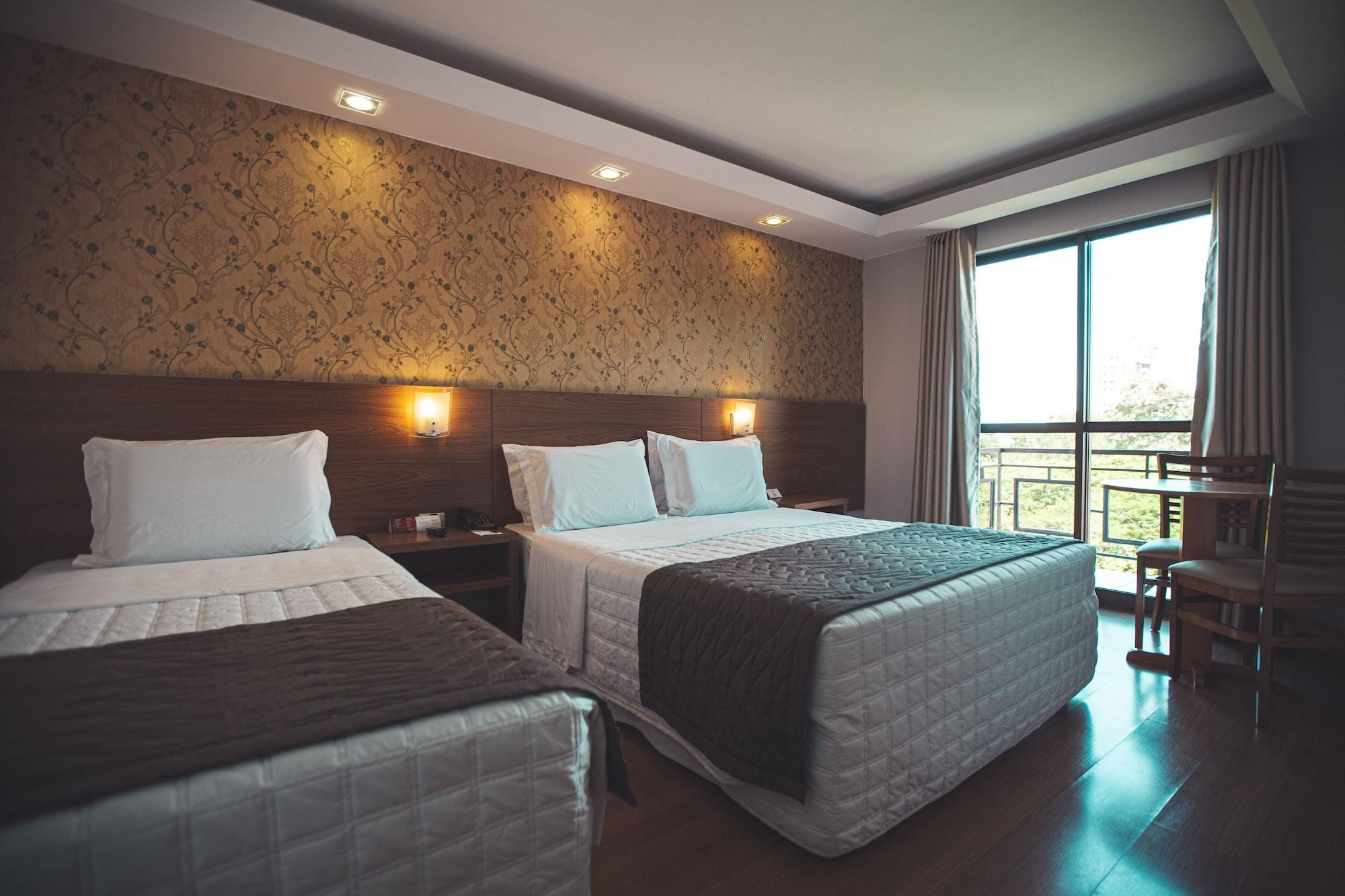 Hotel Rafain Centro Фос ду Игуасу Екстериор снимка