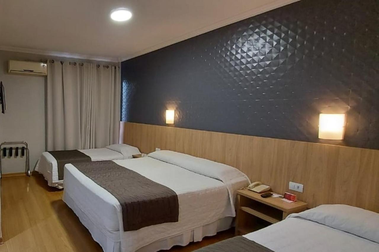 Hotel Rafain Centro Фос ду Игуасу Екстериор снимка