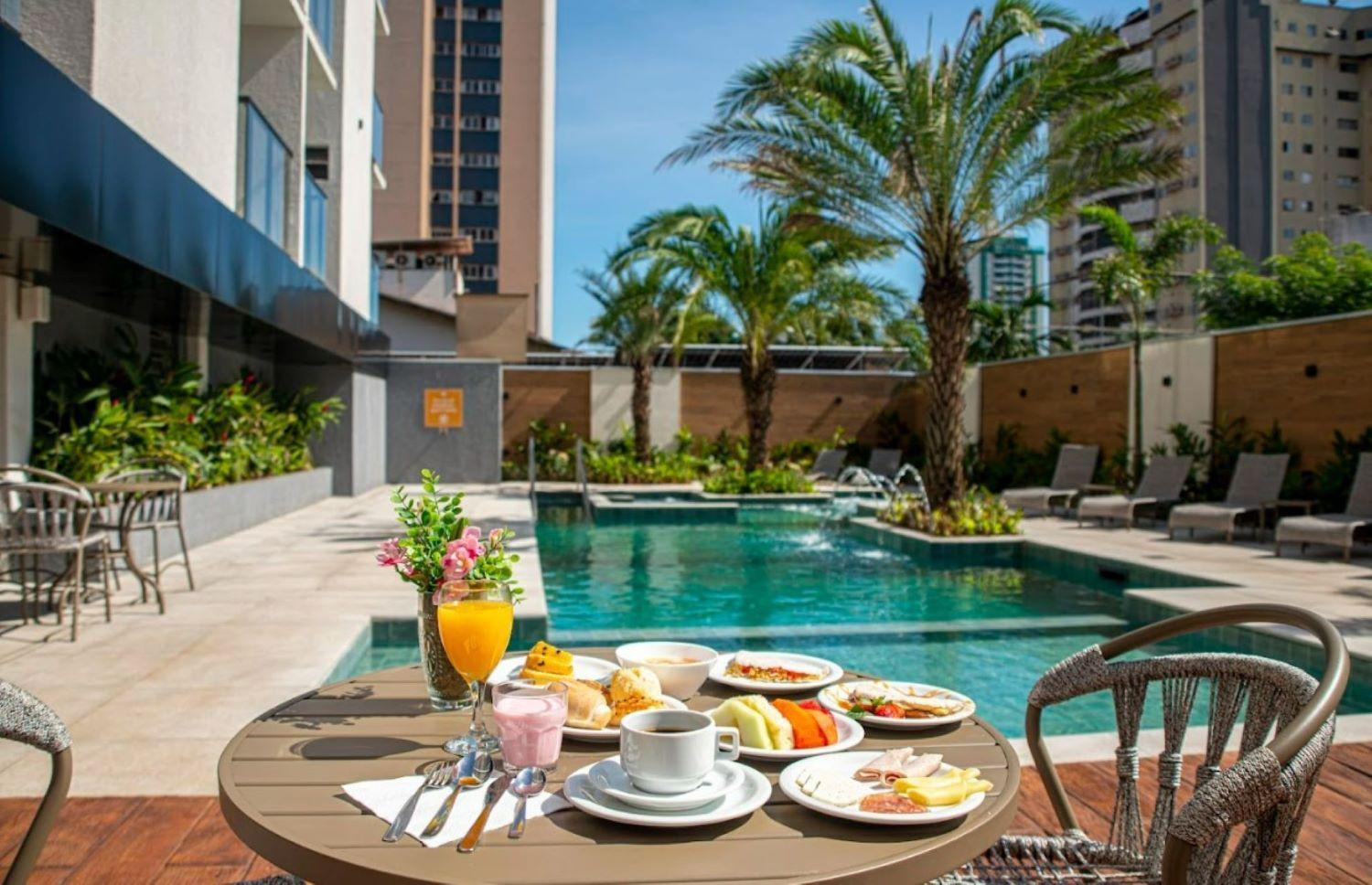 Hotel Rafain Centro Фос ду Игуасу Екстериор снимка